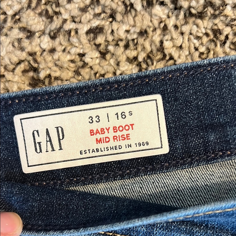 NWT GAP Women's Baby Boot Cut Mid- Rise Jeans - Dark Blue Size 33/16 short